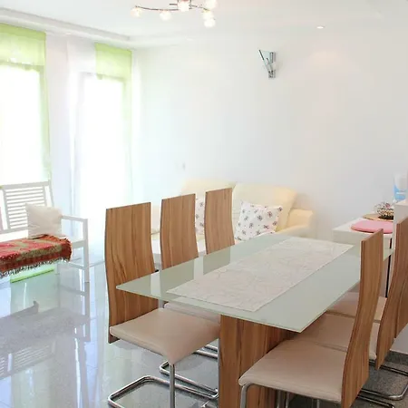 Apartment Mulo *